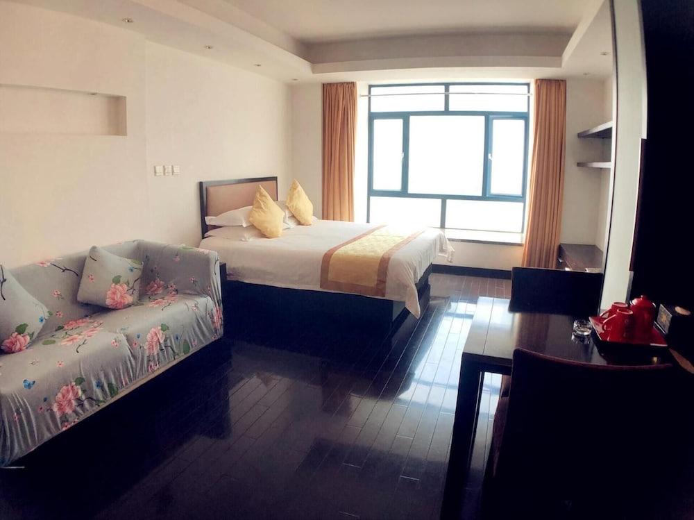 Urban Hotel Shanghai Buitenkant foto