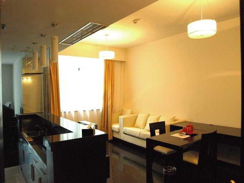 Urban Hotel Shanghai Buitenkant foto